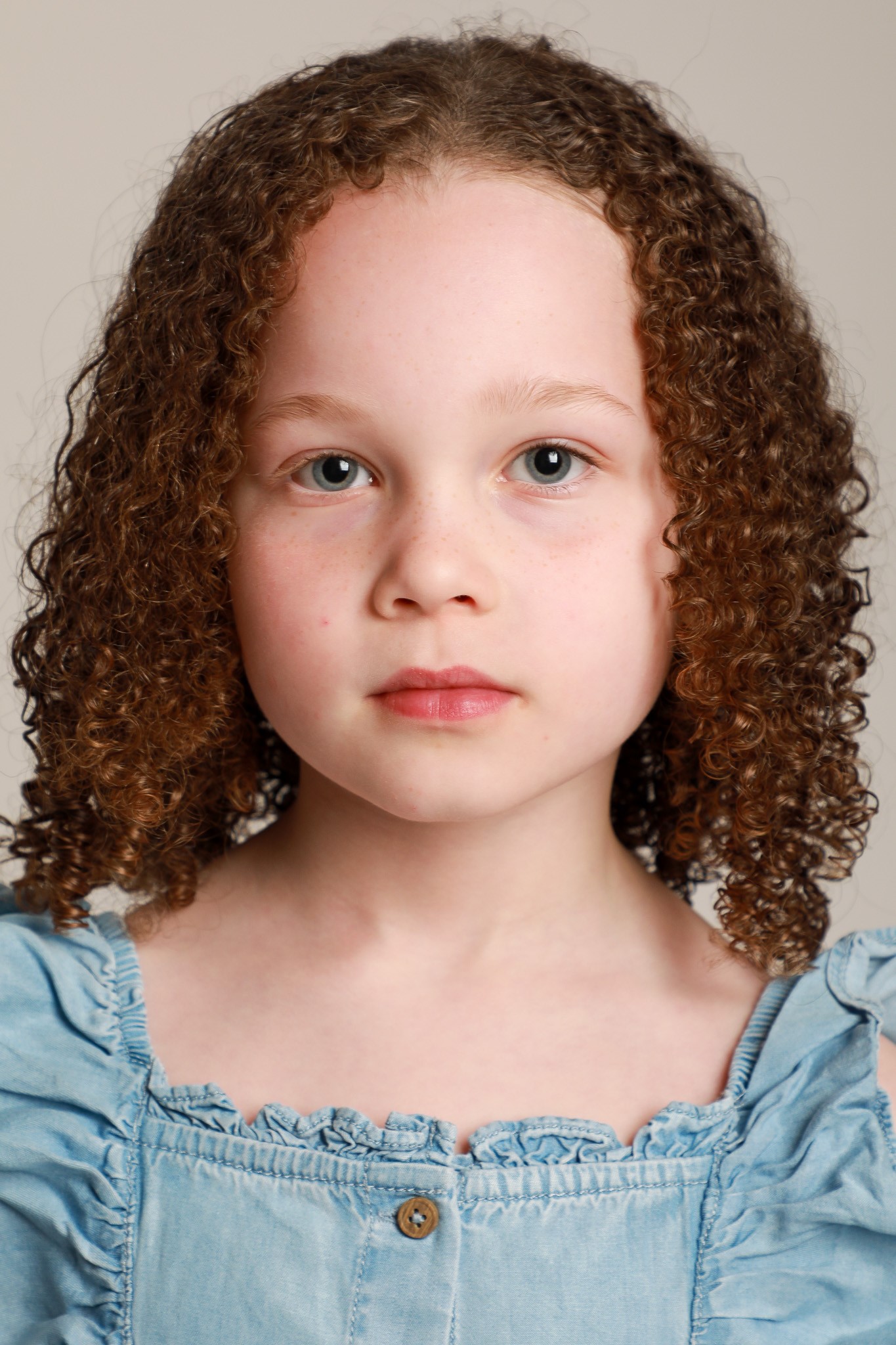 Brooke : DK Models & Casting