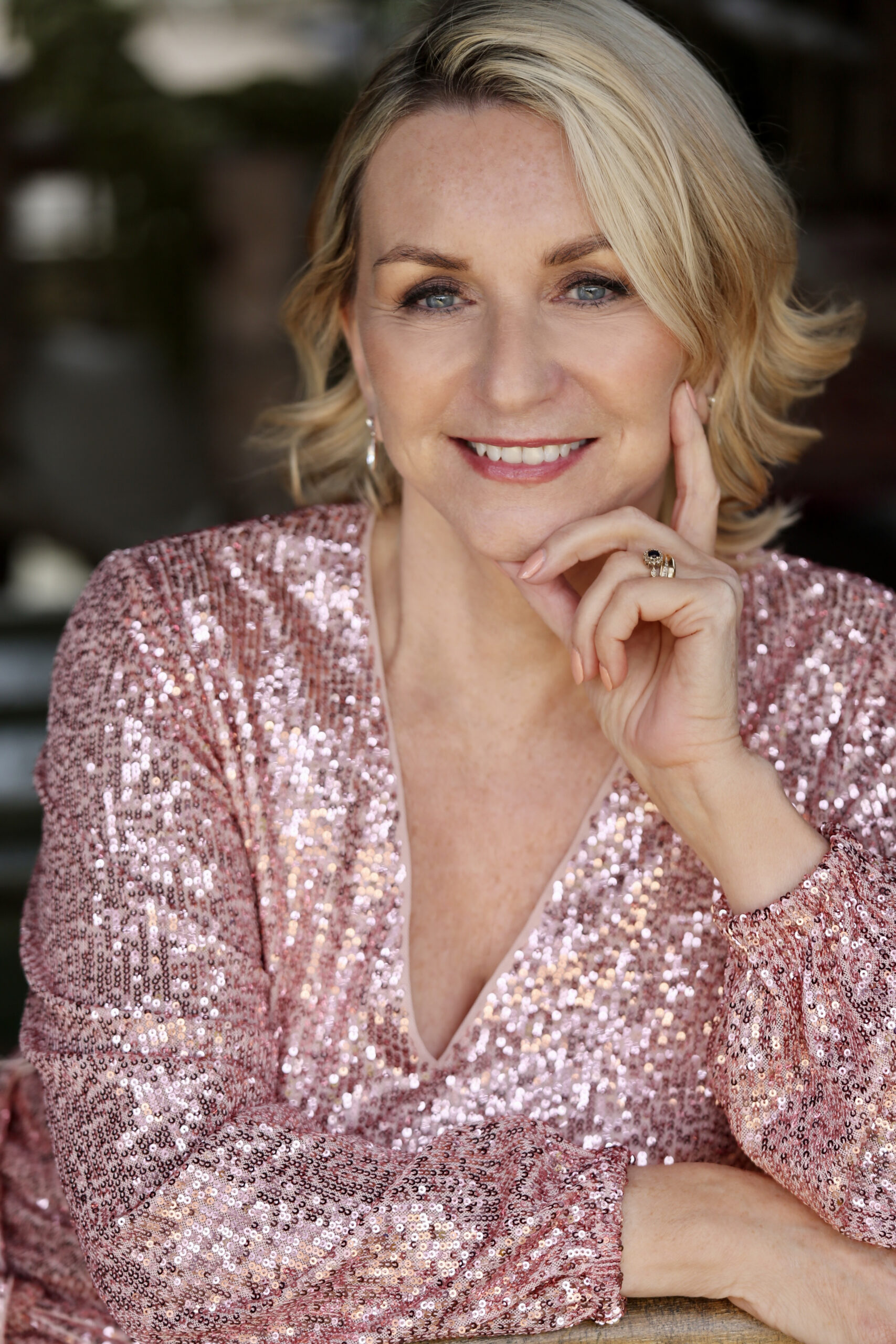 Julie B : DK Models & Casting