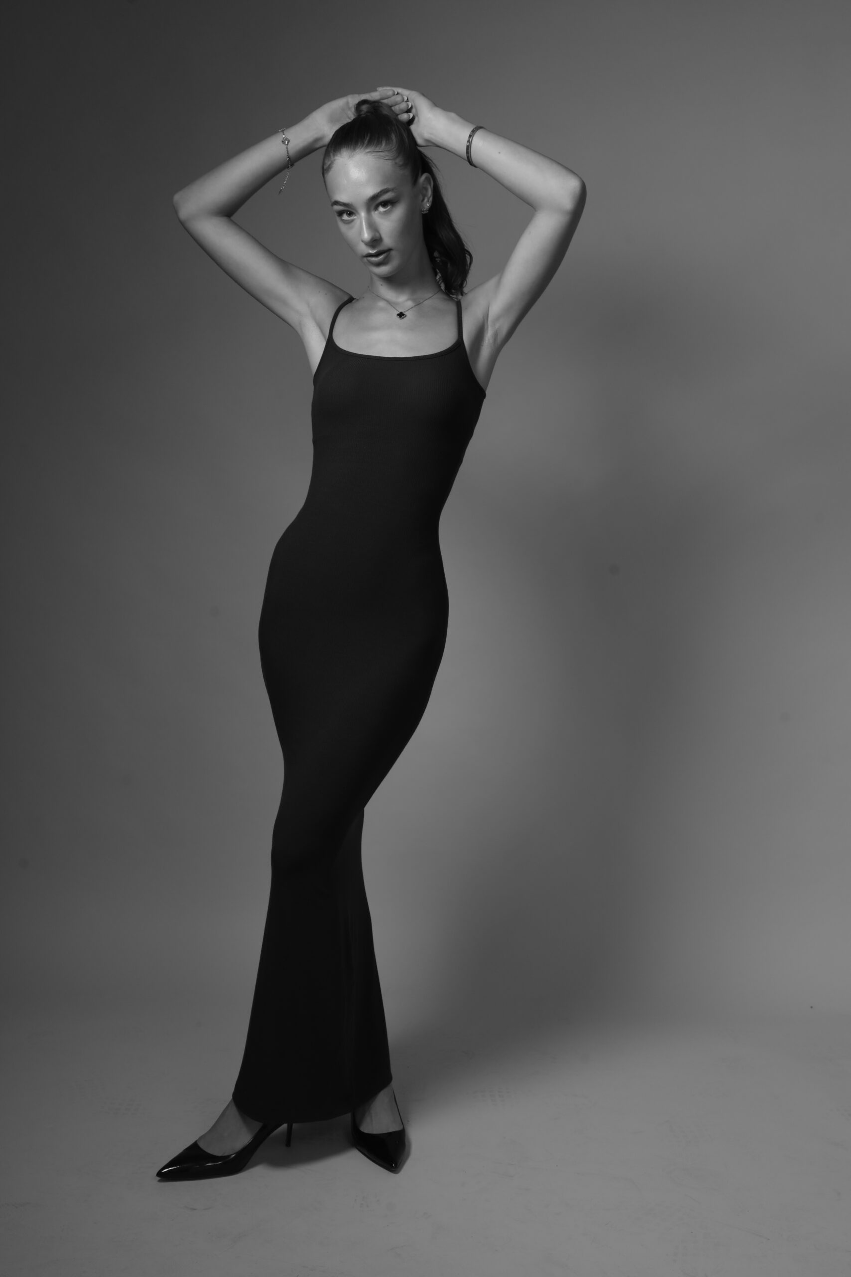 Layla R : DK Models & Casting